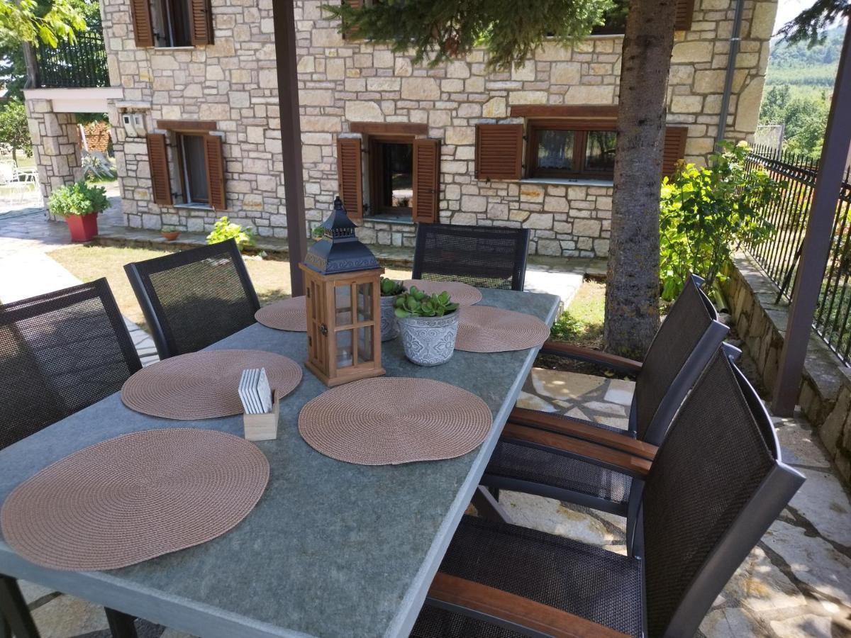 Cosy Lake House, Μια Ανάσα Πριν Τη Λίμνη Kalivia  Exterior photo