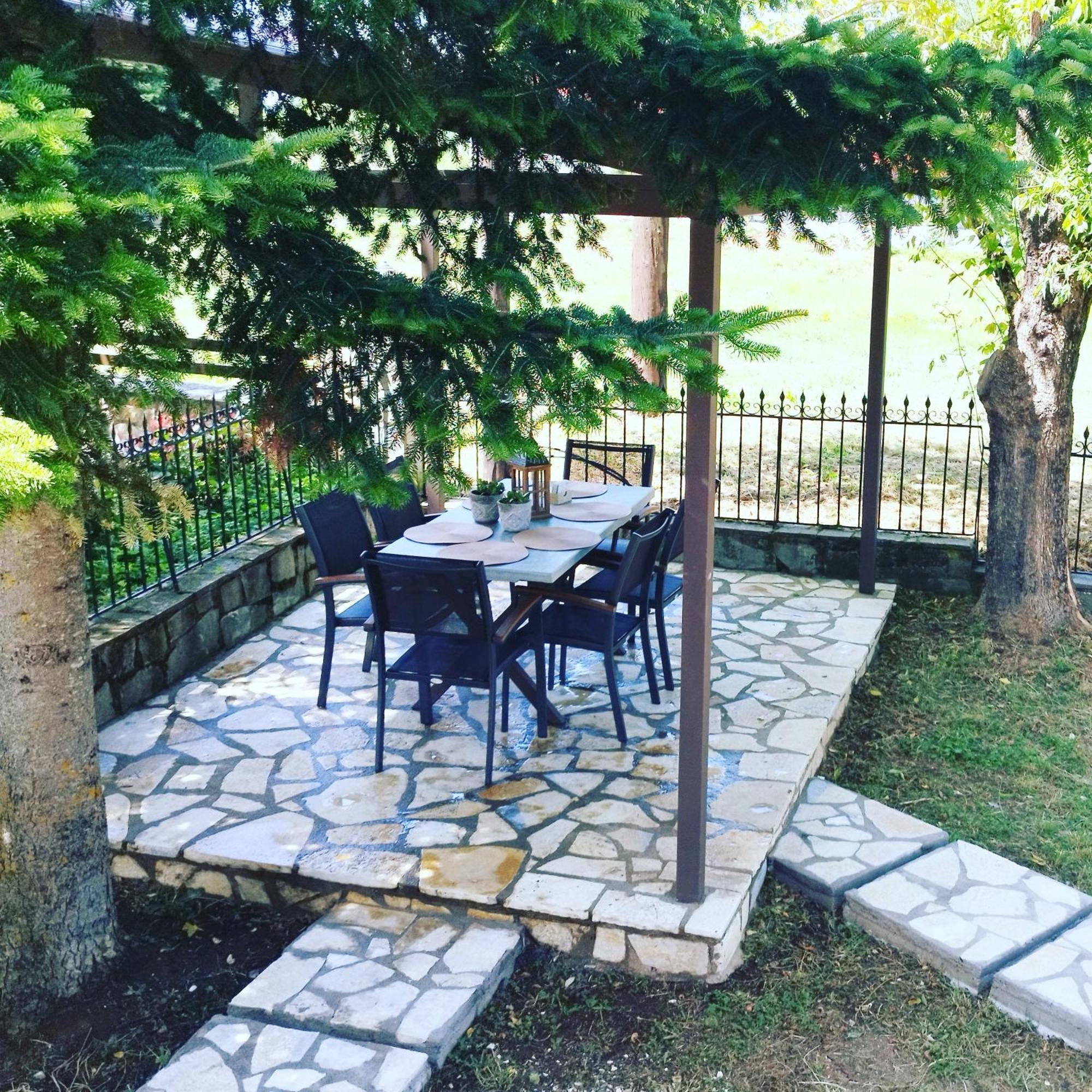 Cosy Lake House, Μια Ανάσα Πριν Τη Λίμνη Kalivia  Exterior photo